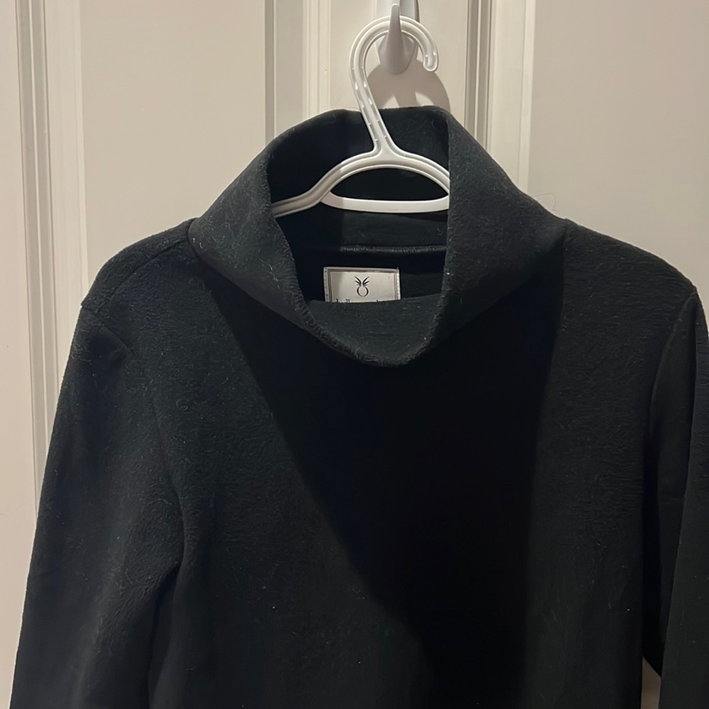 Dudley Stephens “Cobble Hill” top